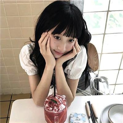 龙纹身的女鬼入镜